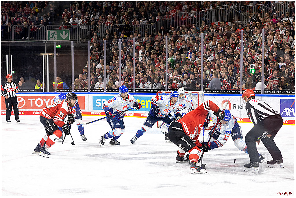 042 Viertelfinale 2 KEC  Adler Mannheim 1 2 2023